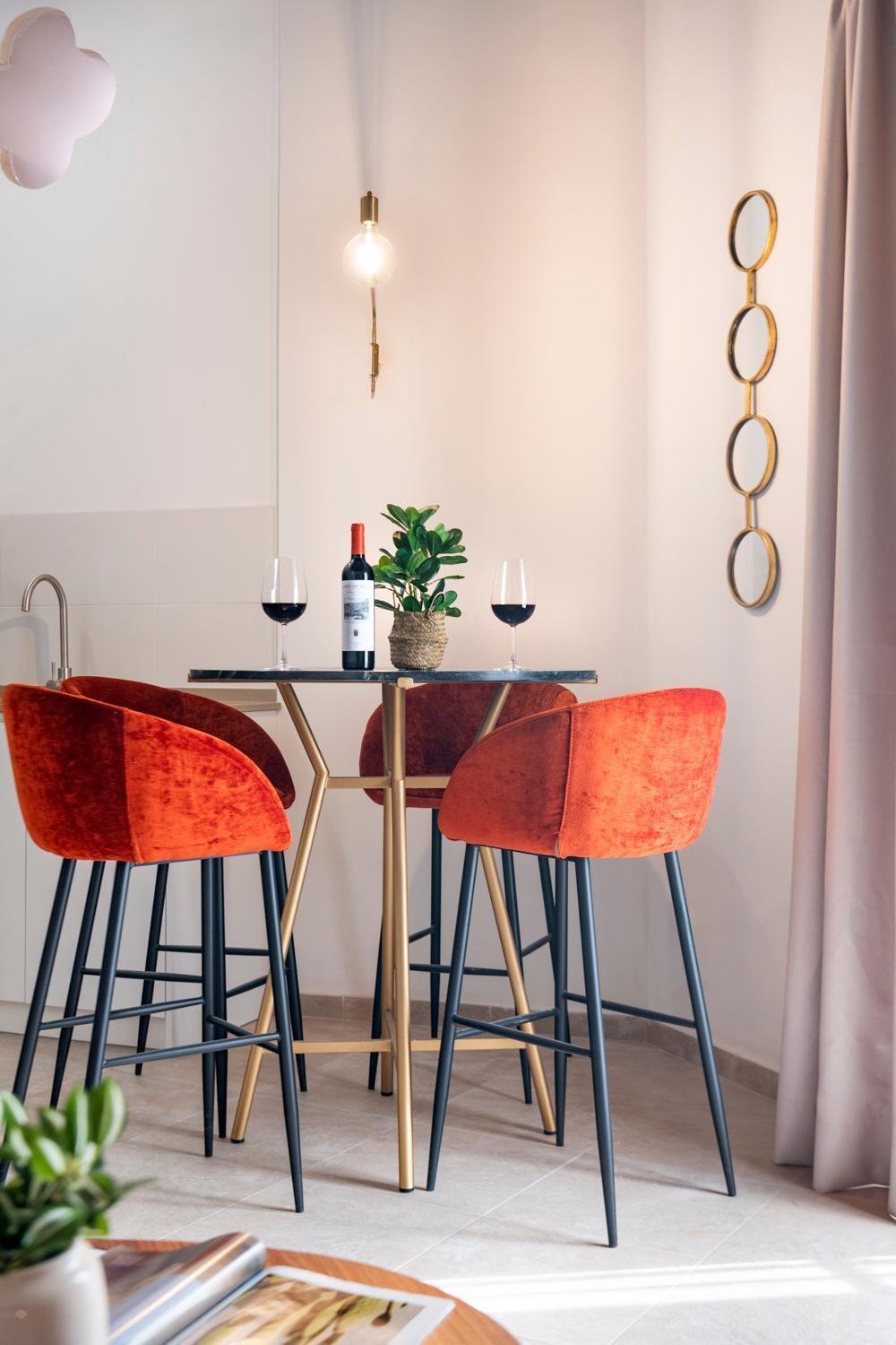 Murillo Boutique X Alohamundi Sevilla